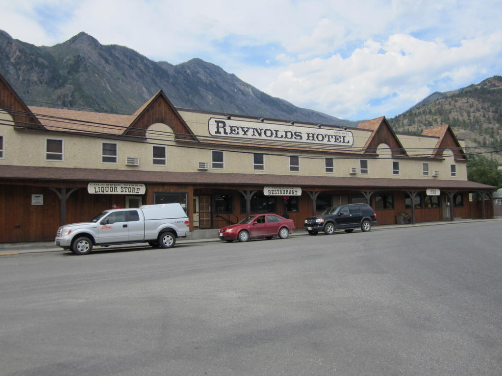 Reynolds Hotel Lillooet Zewnętrze zdjęcie